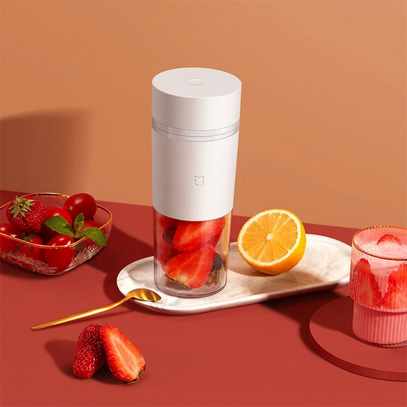 "Easy Shake" Portable blender